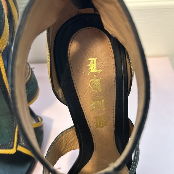 L.A.M.B shoes size 9 - Picture 2 of 3